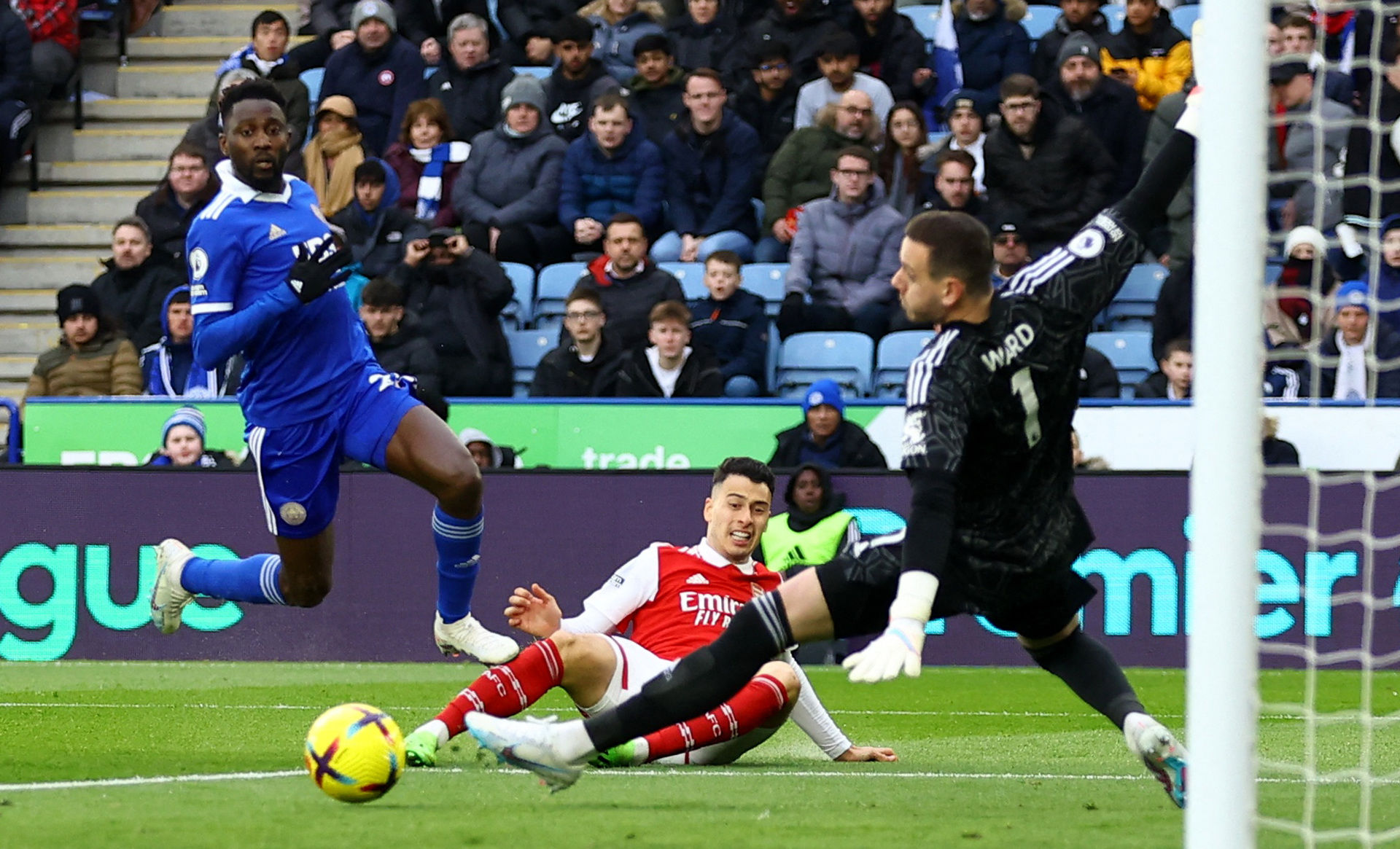 连下两城赢 连下两城赢